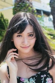 横山琉璃香